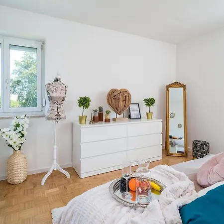 Og2 M 15min Bis Salzburg Lägenhet